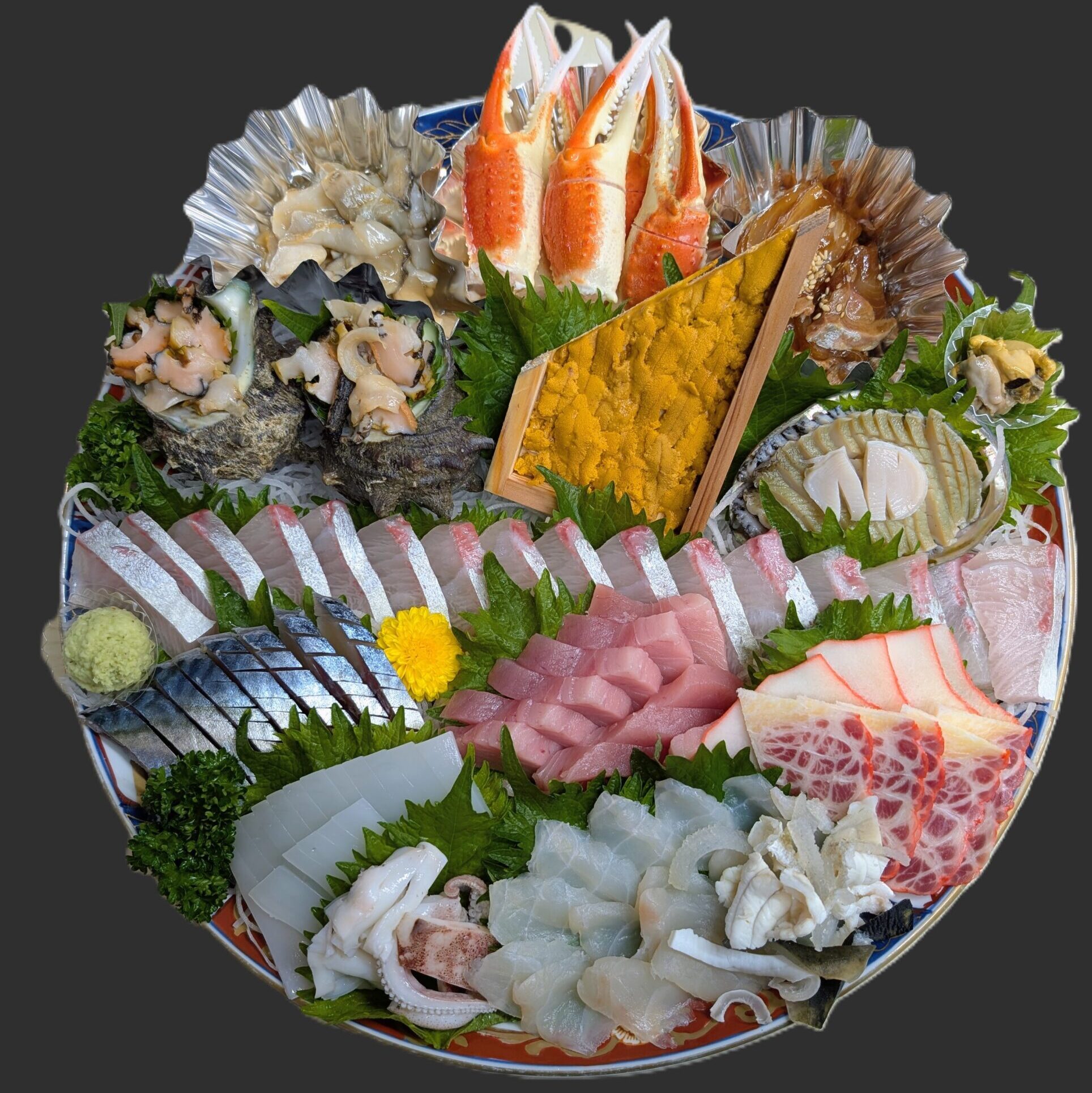 魚よしの刺身盛り合わせ|活魚の旨みをそのままに仕上げた贅沢な盛り付け